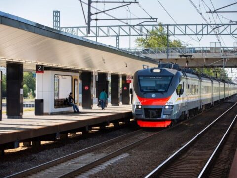 Изменится график движения поездов в праздничные и выходные дни Новости Одинцово 